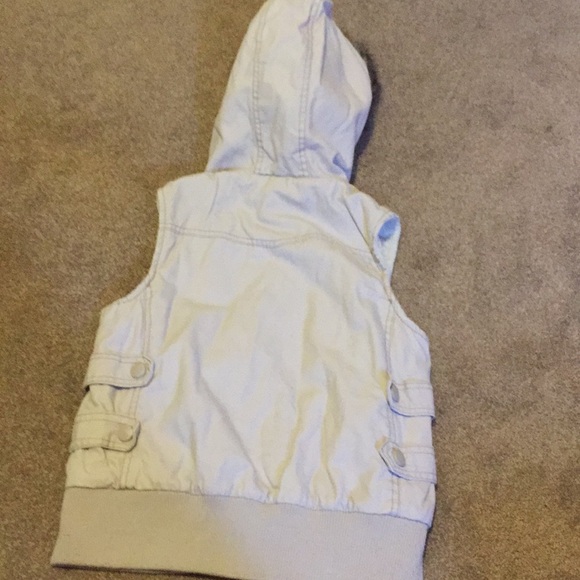 Vest - Picture 2 of 2